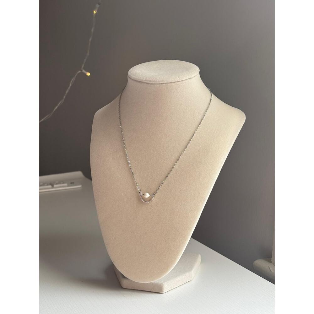Silver Pearl Pendant Necklace Minimalist Dainty Chain Elegant Gift - Picture 3 of 7